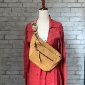 😃💕FREEPEOPLE💕😃 Crossbody with a western flair 💕😃